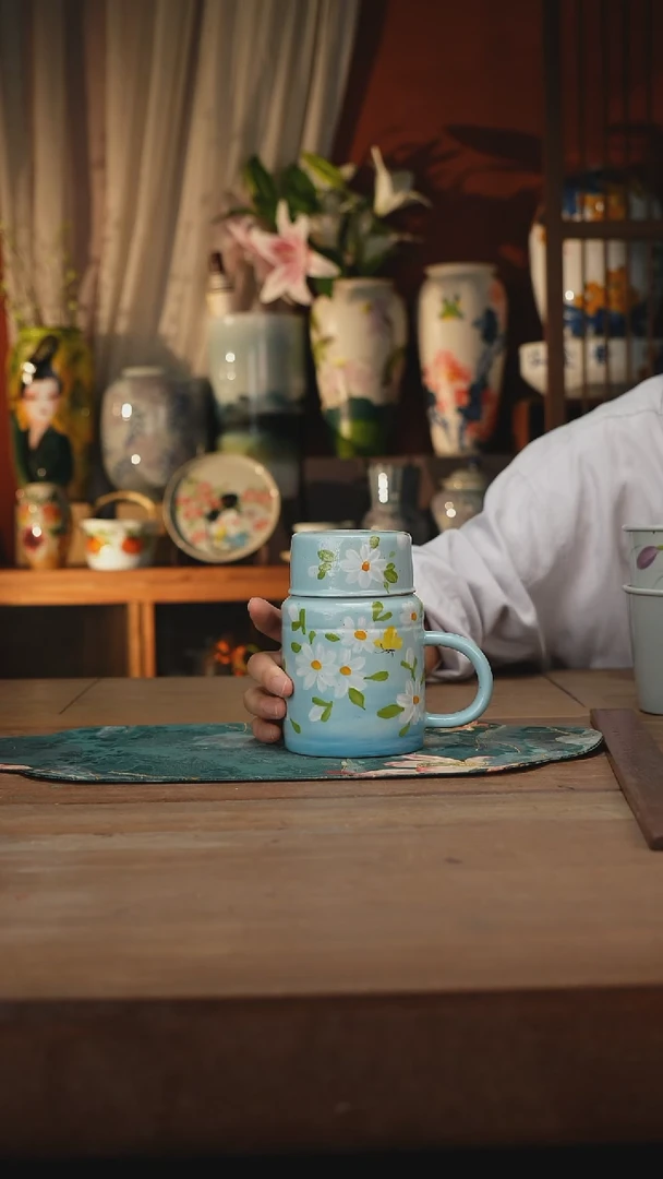 景德镇釉下手绘陶瓷茶叶罐，咖啡杯