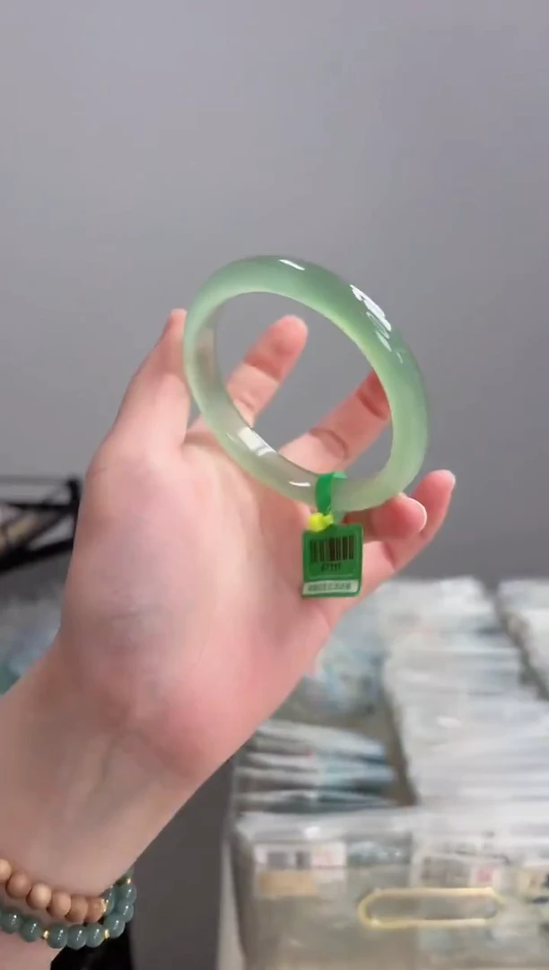 手镯玛瑙/玉髓未镶嵌59-60圈