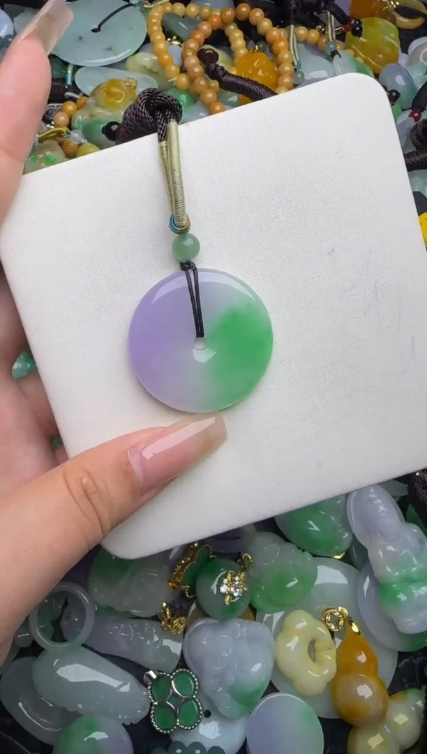 翡翠未镶嵌颈饰天然缅甸翡翠吊坠