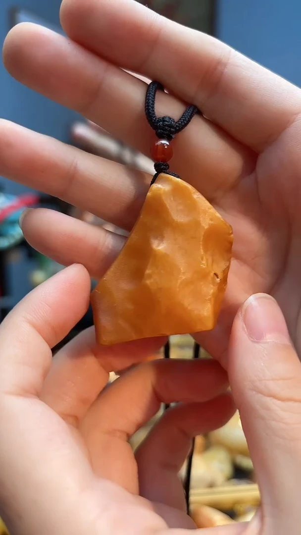 琥珀颈饰未镶嵌吊坠