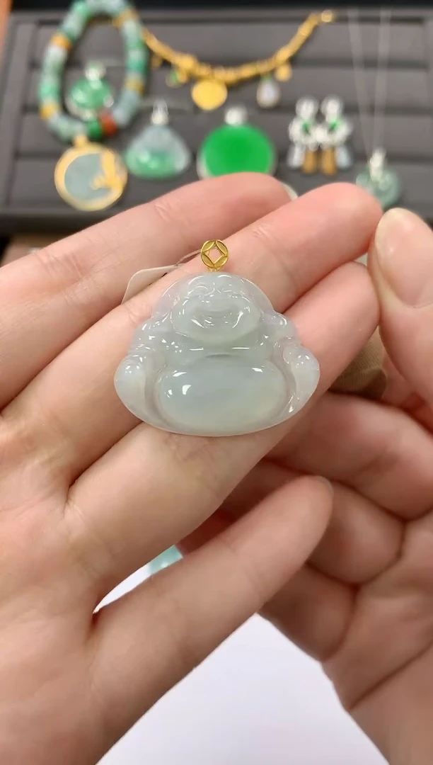 翡翠18K金镶嵌颈饰51