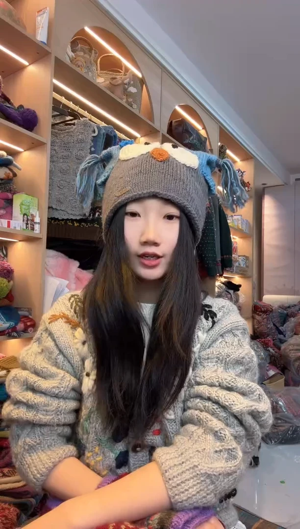 羊毛百羊毛蓝色猫头鹰