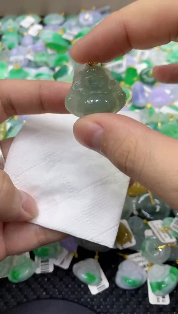 颈饰未镶嵌翡翠天然缅甸翡翠A货