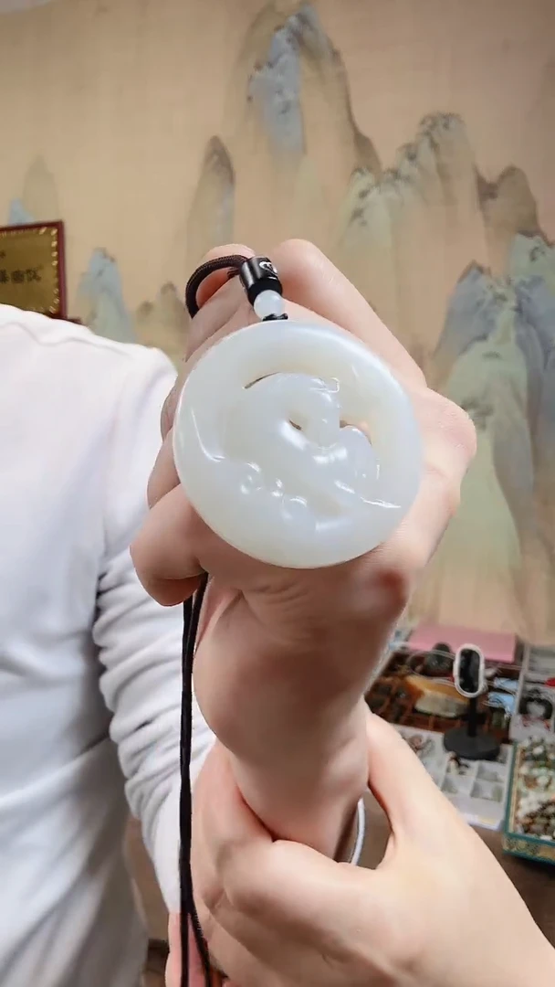 【闪购商品】和田玉颈饰未镶嵌.