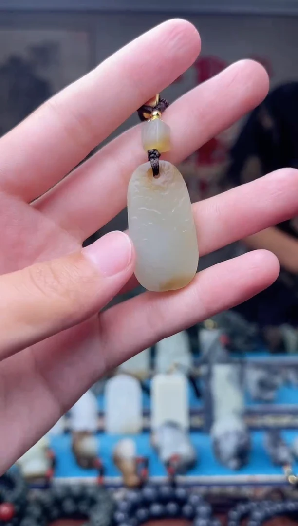 和田玉未镶嵌挂件1