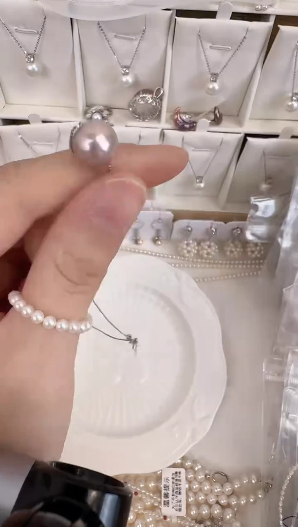 【闪购商品】淡水珍珠颈饰银S925镶嵌10-11 s03