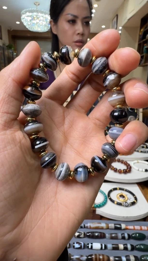 【闪购商品】玛瑙/玉髓珠宝半成品未镶嵌玛瑙珠手串