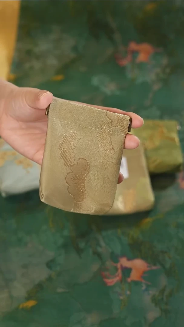 福利小鱼包.......