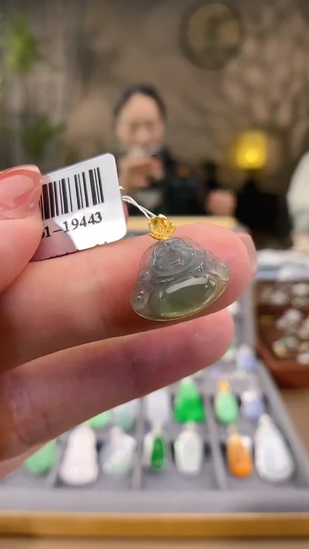 吊坠(不含链)18K金镶嵌翡翠佛公