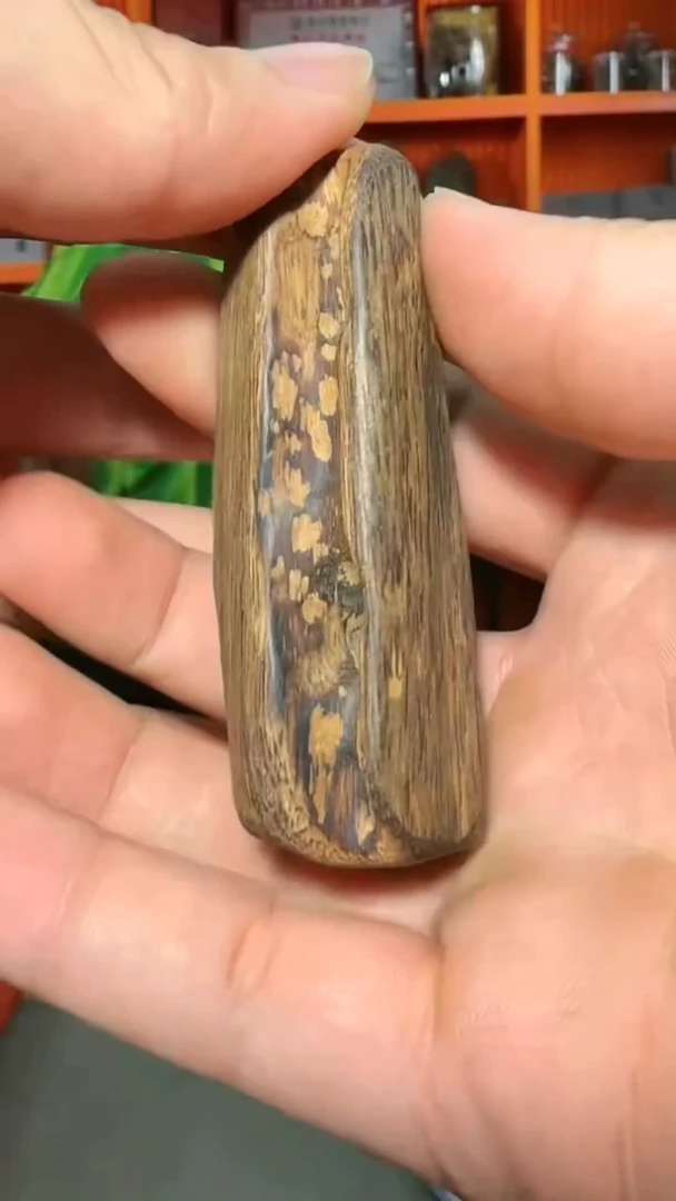 沉香手把件67号多样性发一