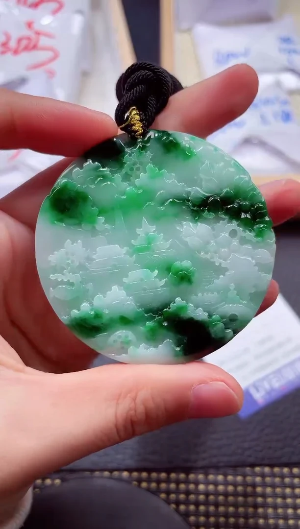 未镶嵌挂件翡翠20251218