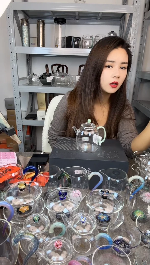 禾器 宴臣壶浅玉色