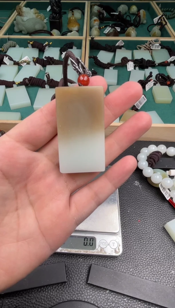 定制和田玉定制挂件大35