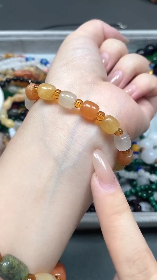 未镶嵌手串石英质玉（金丝玉）多样性发货拍一发一
