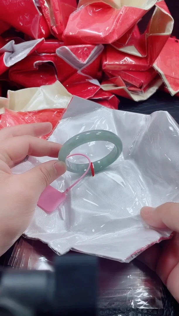 非金属无小哥63号手镯55.7圈口