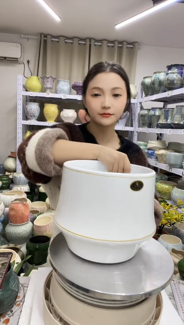 【12.15】花盆链接 高：20  口：20