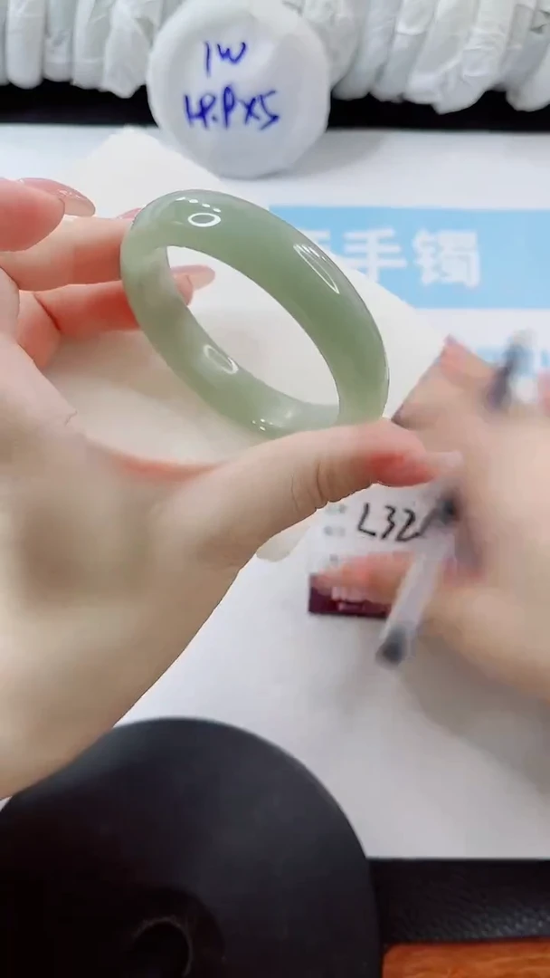 石英质玉手镯未镶嵌多样性发货L326