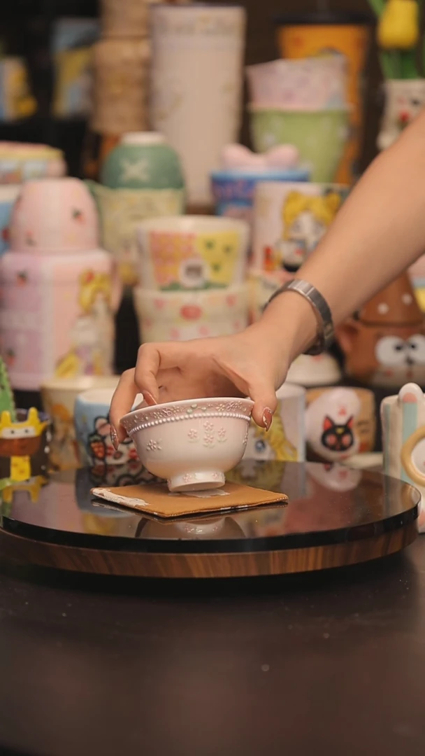 景德镇釉下彩绘设计师款式陶瓷