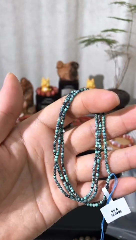 【闪购商品】绿松石手串未镶嵌米苏粑