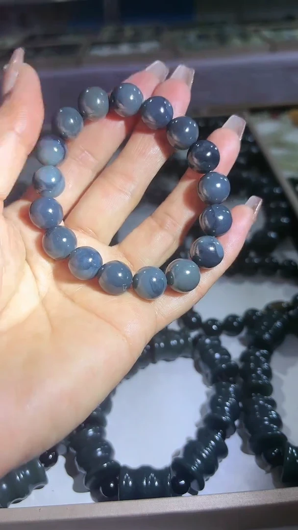 【闪购商品】和田玉颈饰未镶嵌手串