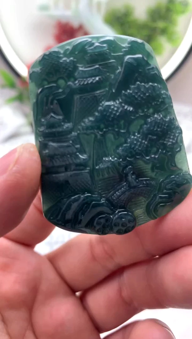 【闪购商品】翡翠颈饰未镶嵌山水【品质一般介意慎拍】