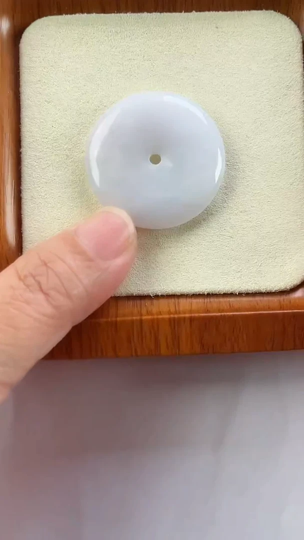 【闪购商品】翡翠颈饰未镶嵌孤品34*5.5