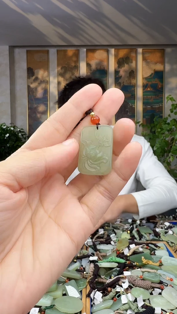 未镶嵌和田玉挂件拍一发一