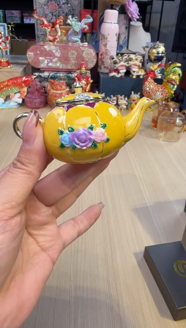 54七宝黄色花朵茶壶