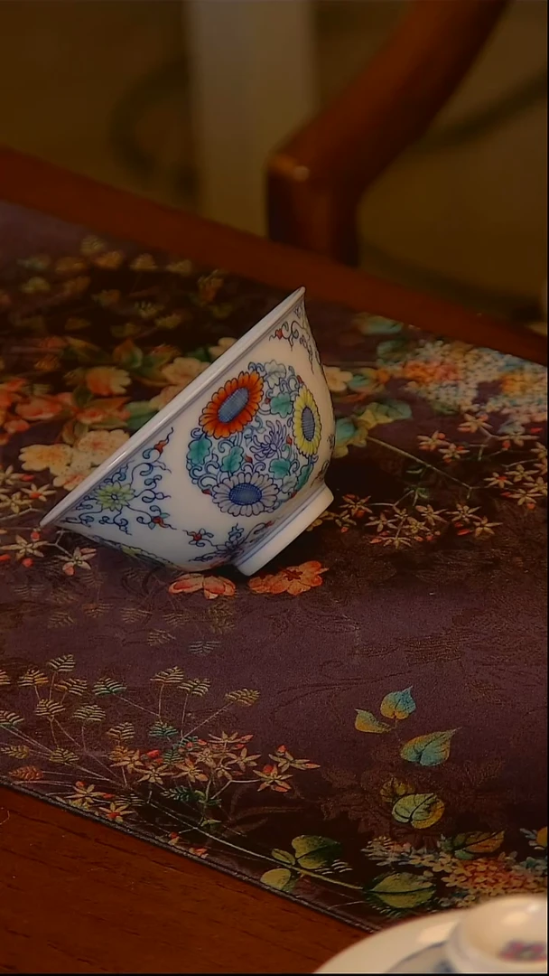 杯小*仔手工手绘杯杯很美丽