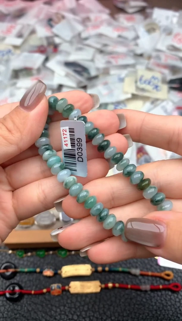 未镶嵌挂件翡翠一