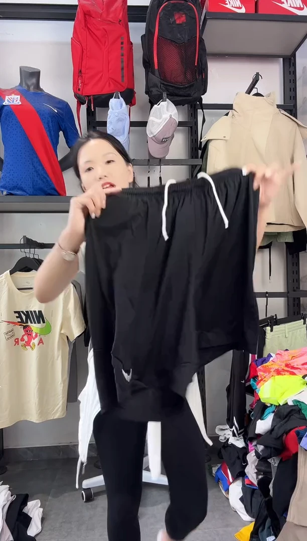 107编码 瑕疵款直播间过款为准 尺码