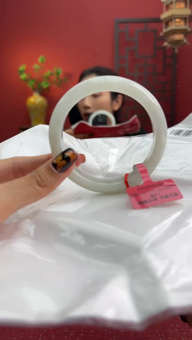 未镶嵌手镯（圆镯）翡翠晚*翡翠手镯