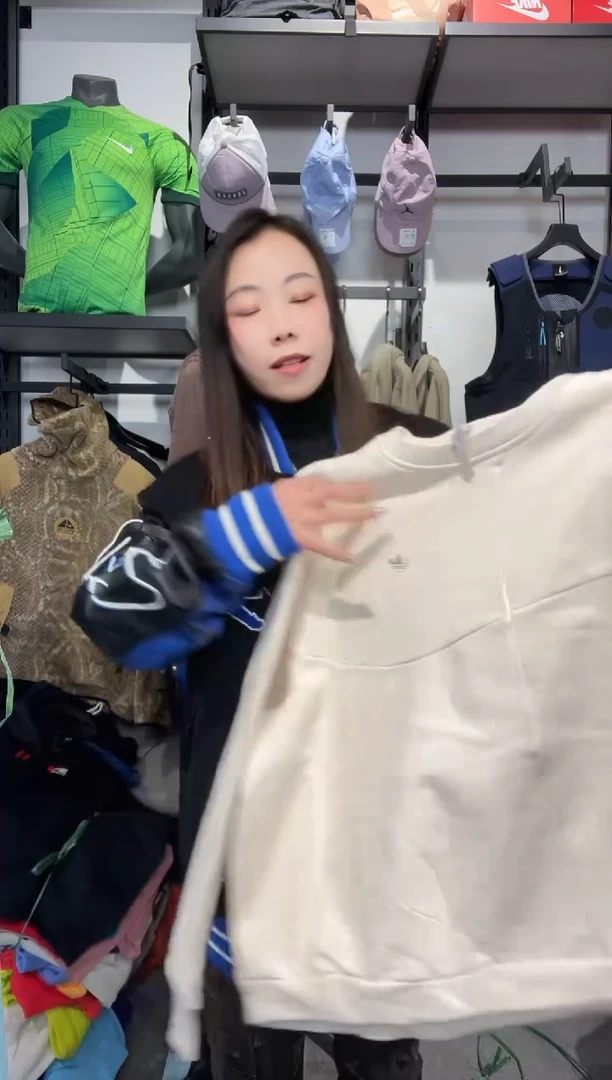1037闪购编码  阿迪运动卫衣裤以直播间过款为准 尺码.160