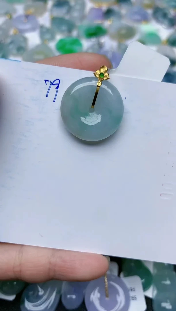 【闪购商品】翡翠颈饰18K金镶嵌天然翡翠A货    