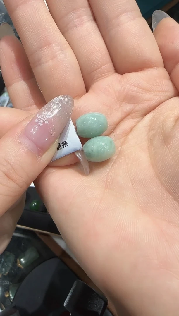 【闪购商品】翡翠散珠R588/发一对/多样性发