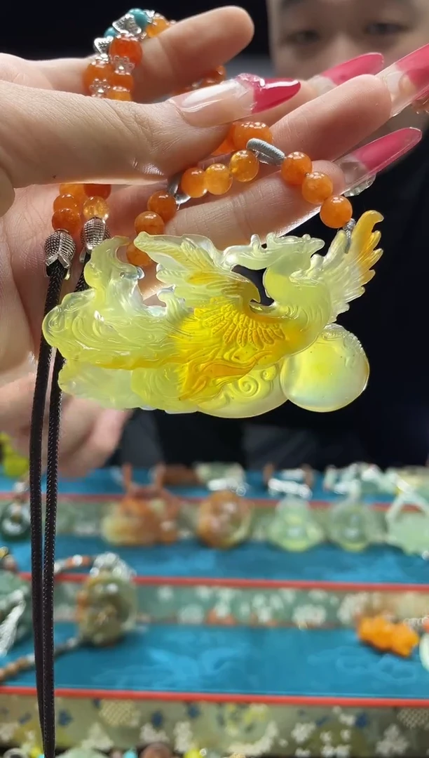 未镶嵌岫玉吊坠·