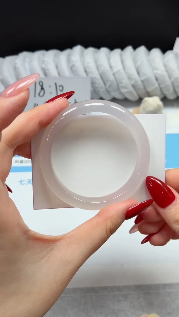 未镶嵌手镯石英质玉6/荔枝56.4