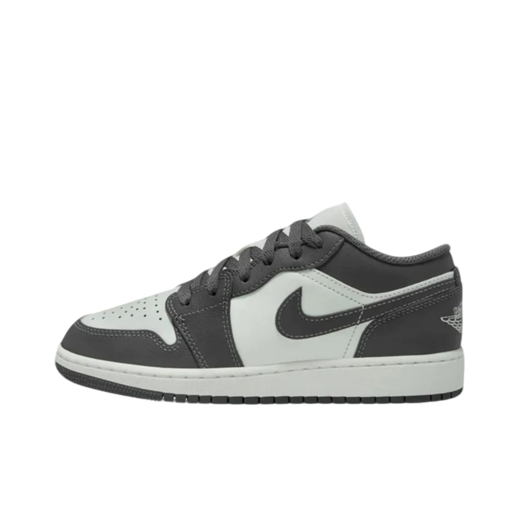NIKE/耐克AIR JORDAN 1 (GS) 女款复古经典运动休闲鞋 553560044