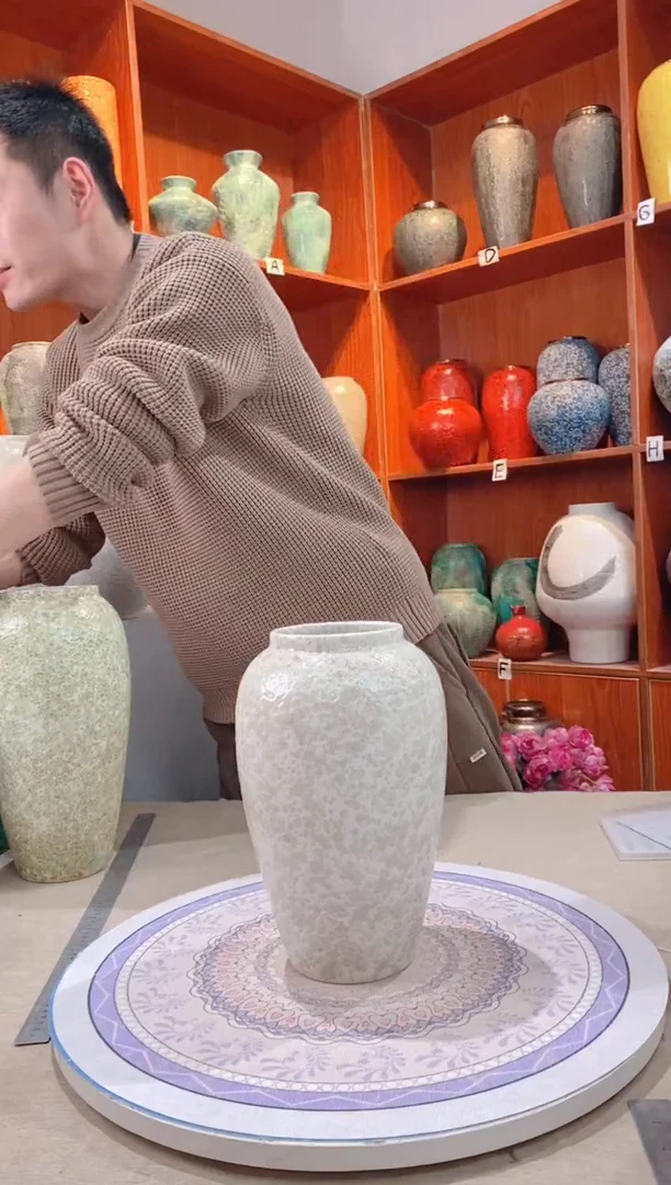 【闪购商品】瓶茶白 中号  陶瓷花瓶 无花