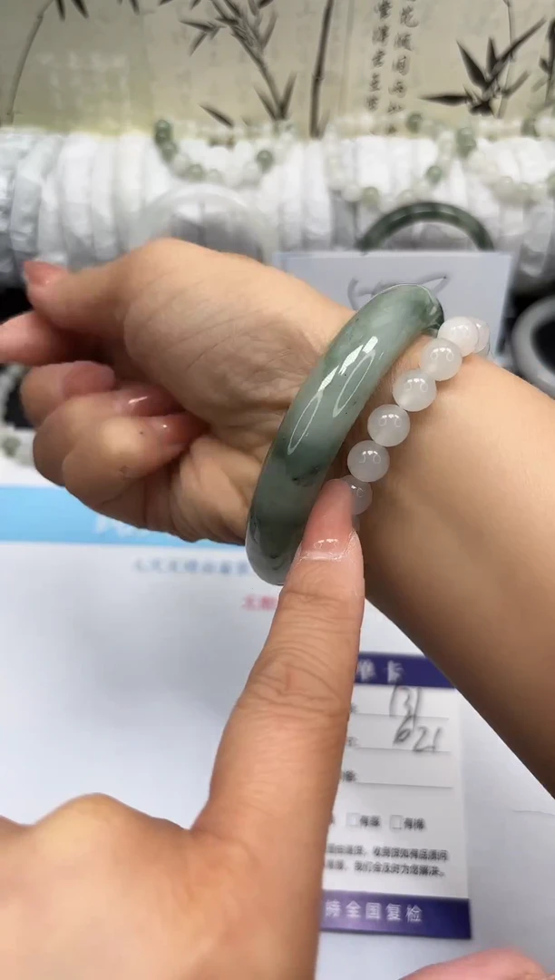 未镶嵌手镯石英质玉A131-61/62/63