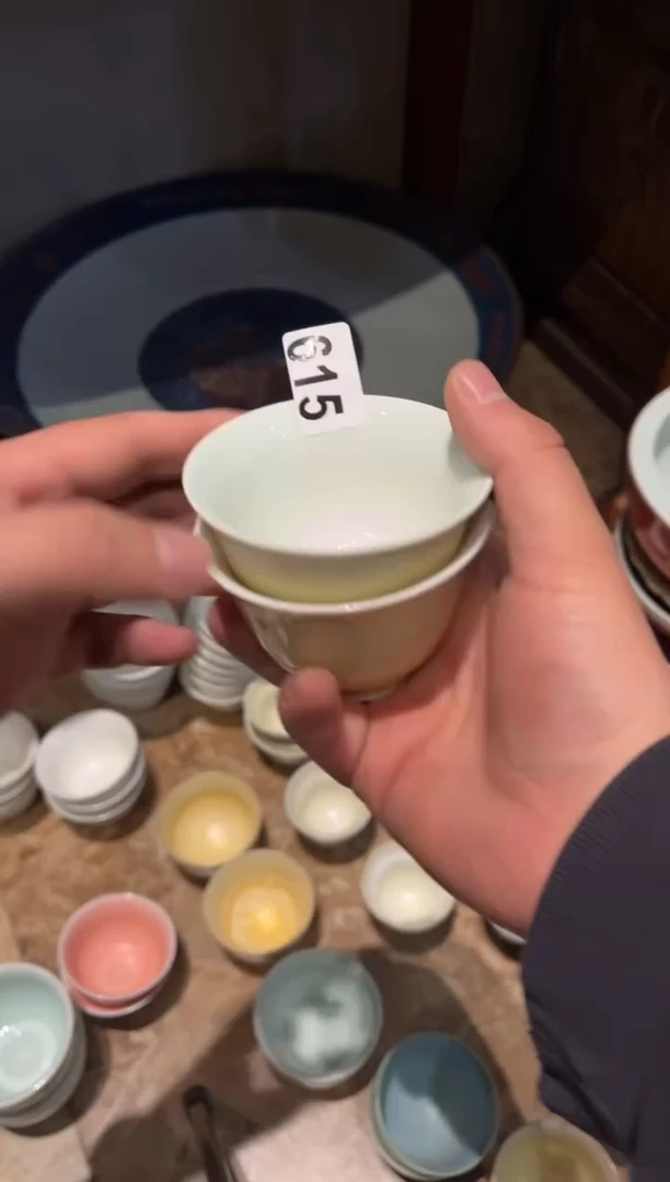 【闪购商品】瓷片615 微瑕外黄内白小茶杯（2个）