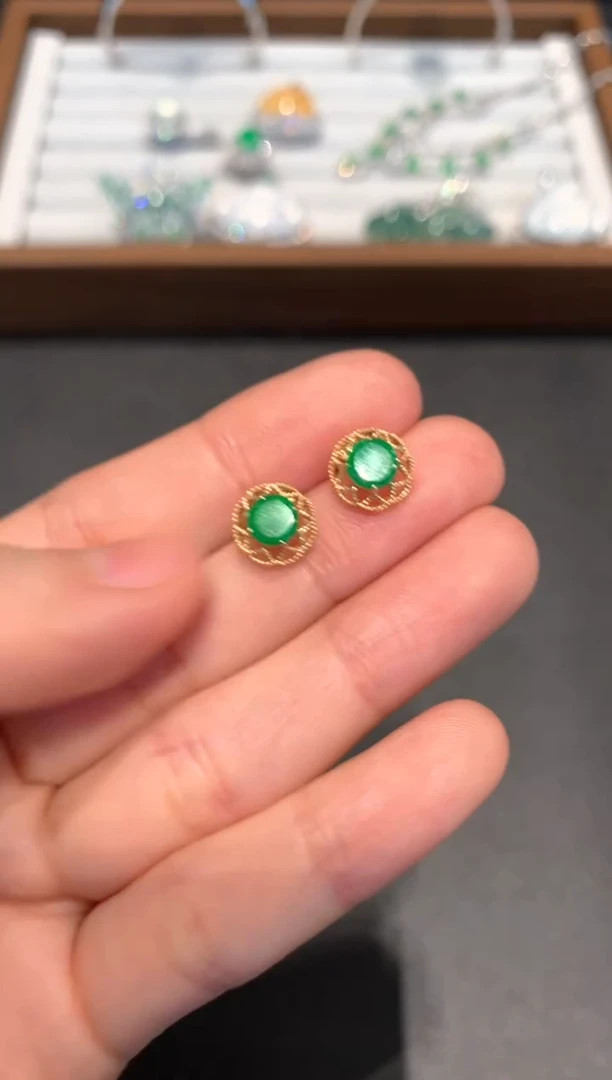 【闪购商品】翡翠耳饰18K金镶嵌1800