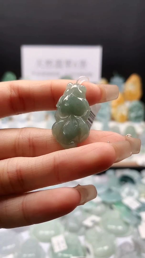 吊坠(不含链)未镶嵌翡翠吊坠