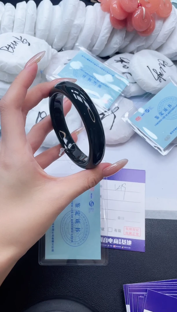 未镶嵌手镯和田玉31K19-60