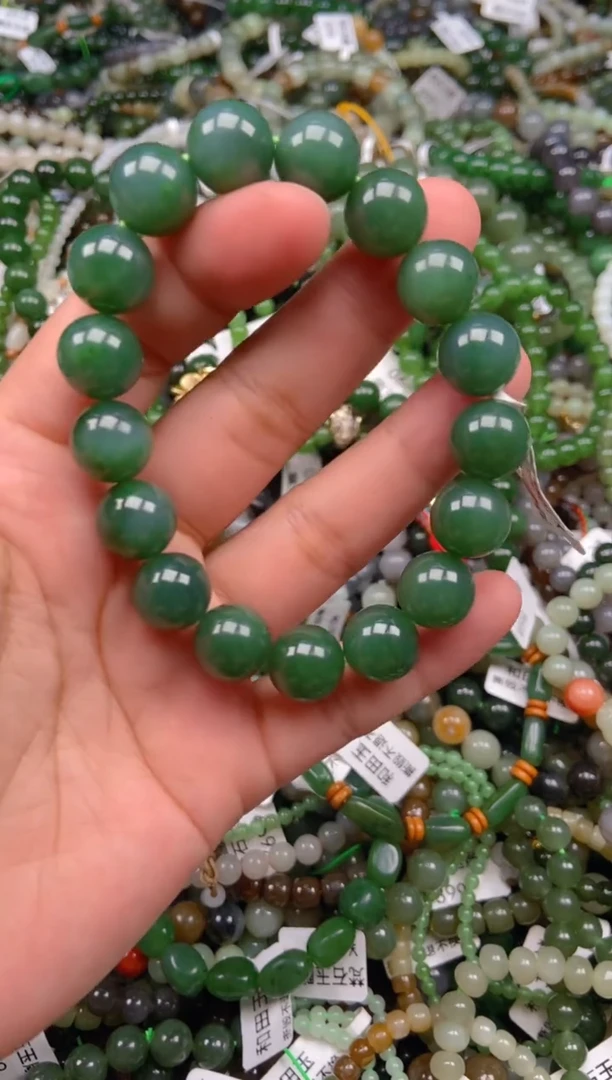 和田玉未镶嵌挂件1