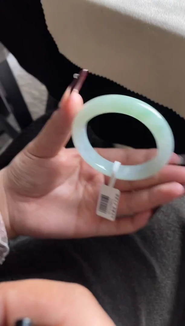 未镶嵌手镯翡翠三天鉴赏期