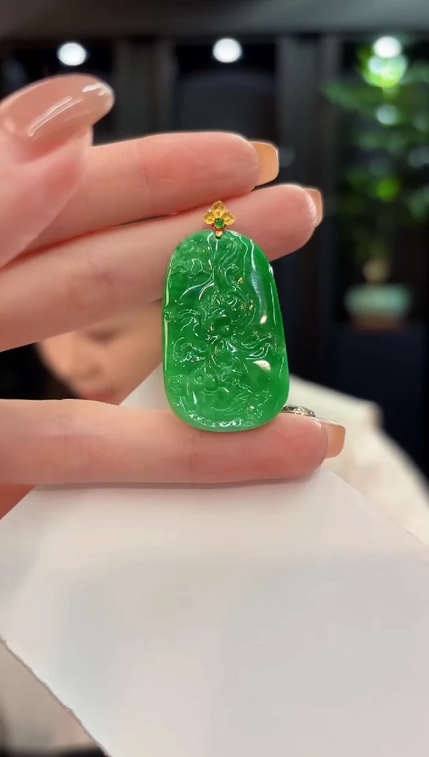 吊坠(不含链)18K金镶嵌翡翠 缅甸A货/支持复检/一件