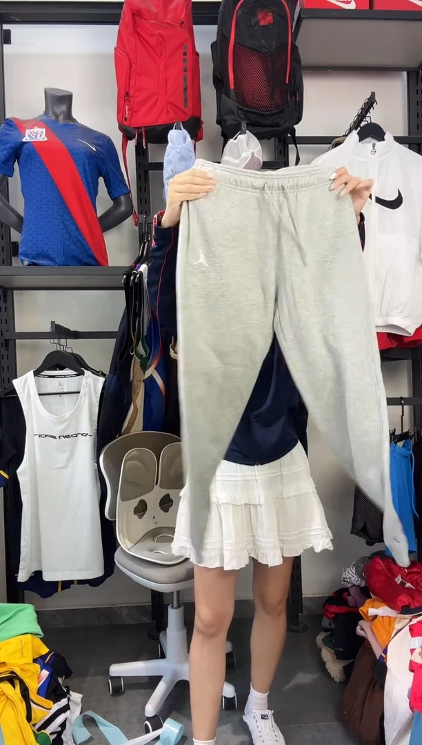 652   编码 瑕疵款直播间过款为准 尺码 M