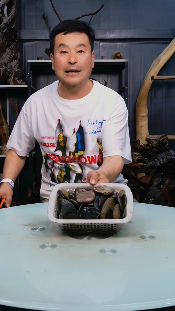 木随机发货一筐鹅卵石4斤9.9