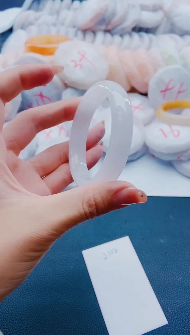 未镶嵌手镯石英质玉J102-59-60-58